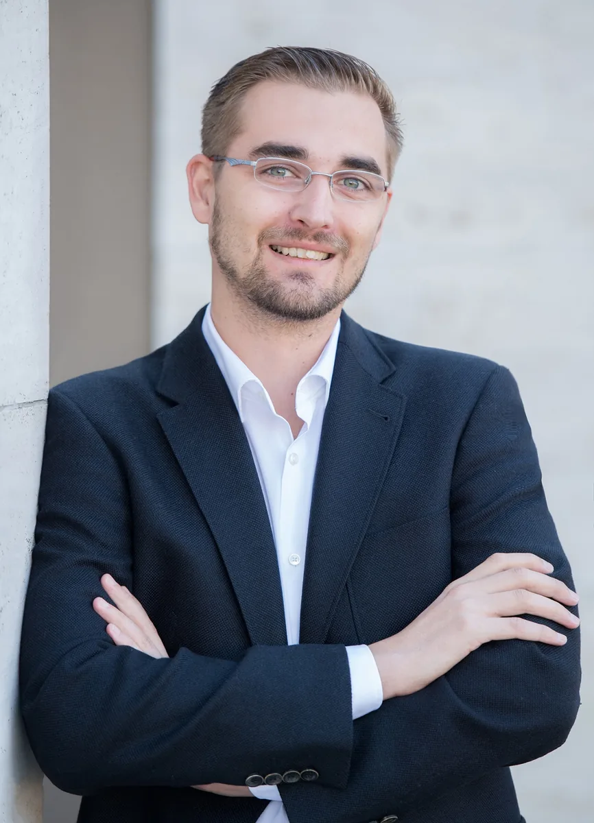 Roland Elias, Steuerberater